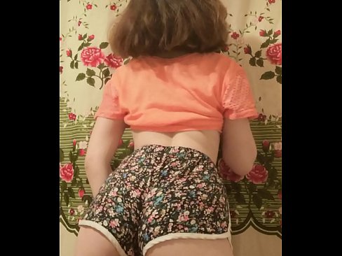 ❤️ Neska gazte sexy galtzak kentzen kameraren aurrean ❤ Kalitatezko pornoa %eu.pornpk.ruan ️❤